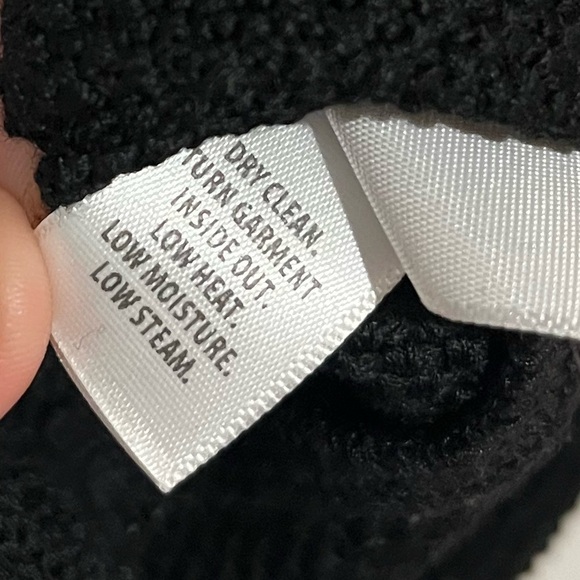 St. John Caviar Black Wool Pencil Skirt Size 2 - Picture 7 of 8